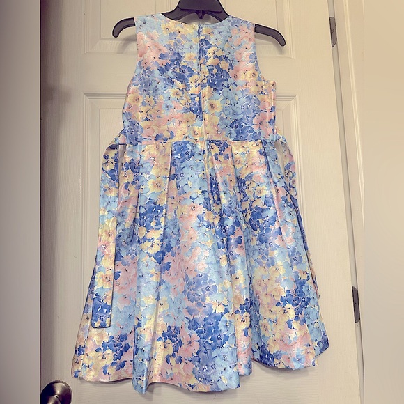 Girls Floral Pattern Dress - Picture 4 of 5